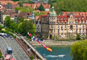 Jugendstilhaeuser-in-der-Seestrasse-in-Konstanz.jpg